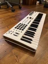 Arturia KeyLab 61 MkII Key MIDI Keyboard Controller White