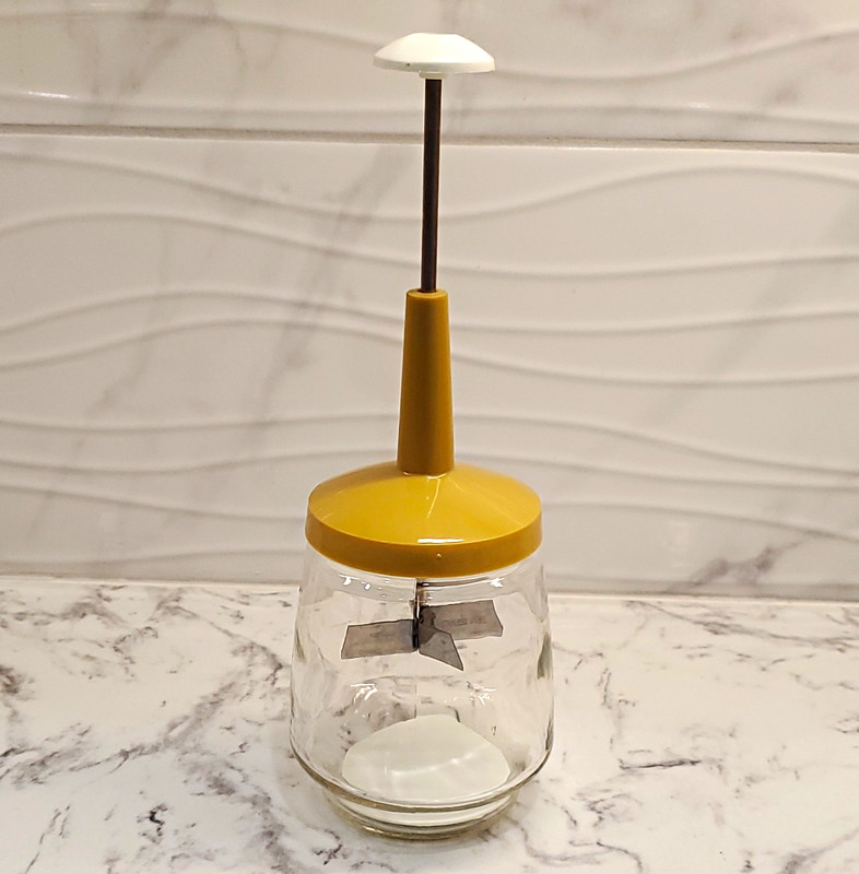 Vintage 1970s Federal Housewares Food Chopper W/ Glass Base & Harvest Gold Lid