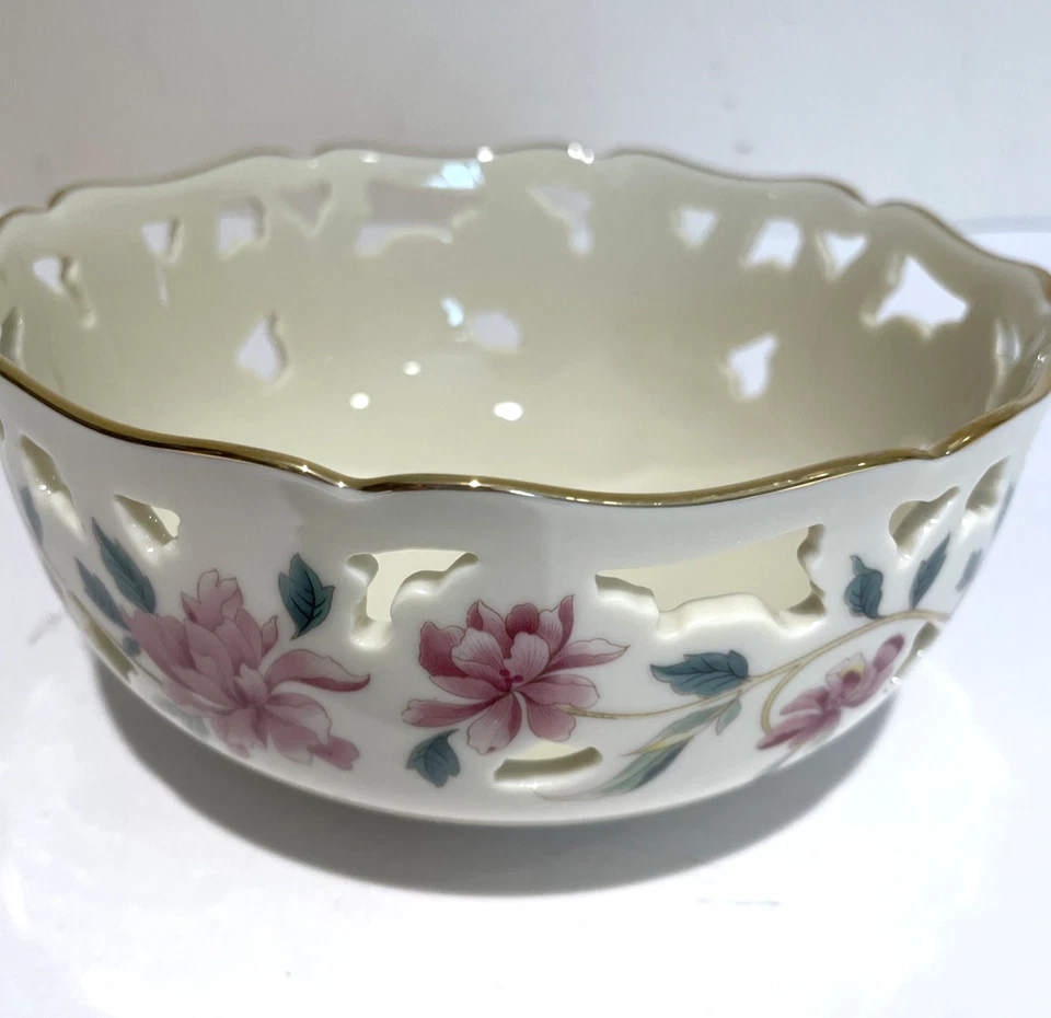 LENOX Colección Barrington 8" Tazón Perforado Flores Rosa Borde Dorado Elegante EE. UU. Foto 2 de 4