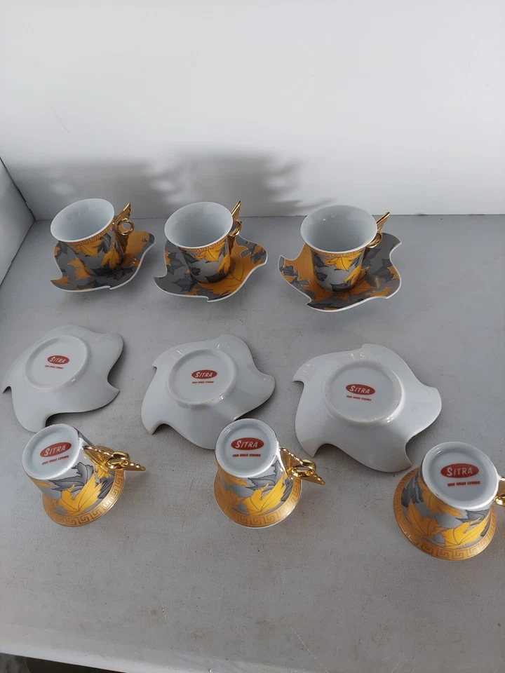 Tazas de café turcas con platillos (servicio para 6) Foto 4 de 4