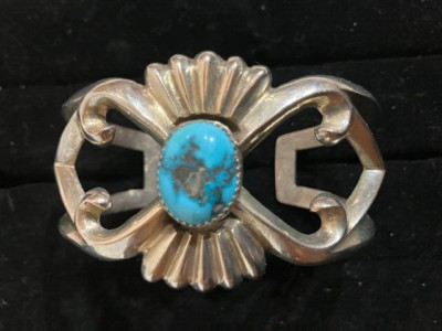 Native American - Sterling Sandcast Bracelet - Beautiful Blue Turquoise Cab