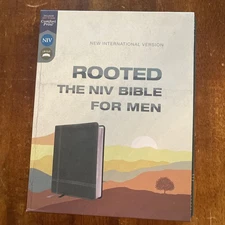 Rooted: the NIV Bible for Men, Leathersoft, Green, Comfort Print 
