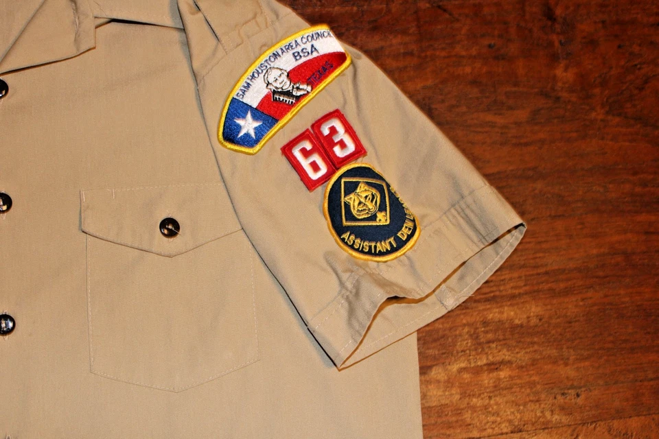 美国童子军 BSA 男式衬衫棕褐色大号缝制补丁短袖 — 第 2/4 张图片