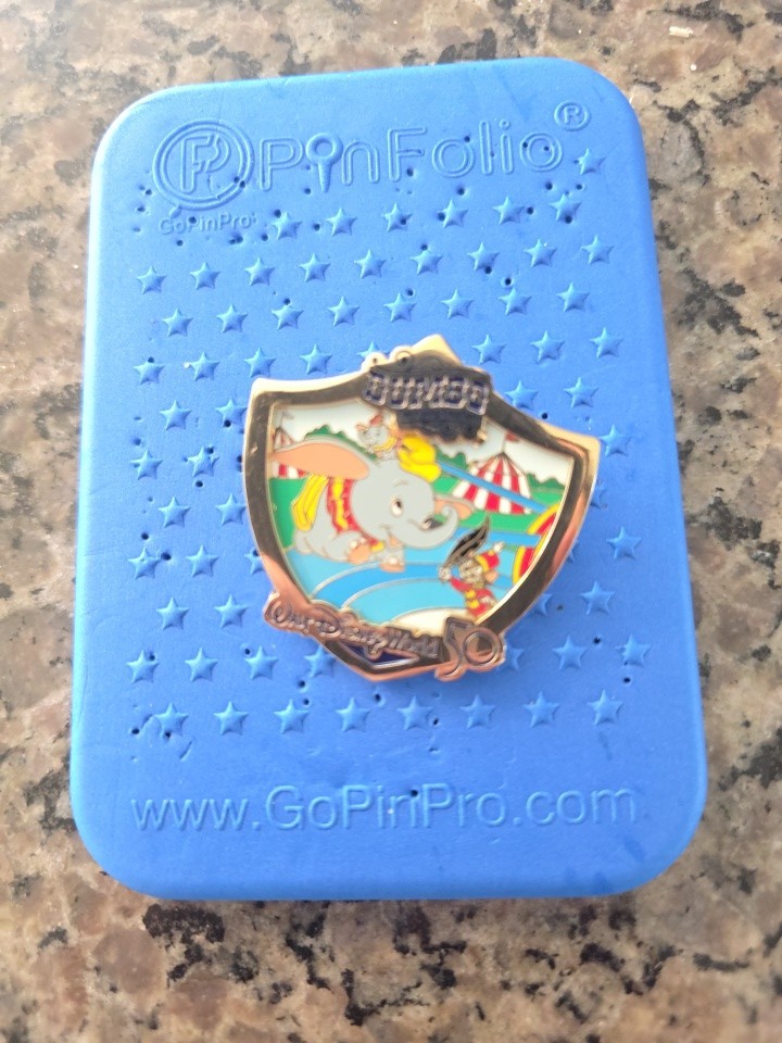 DISNEY WDW 50TH ANNIVERSARY ATTRACTION CRESTS DUMBO THE FLYING ELEPHANT PIN LE