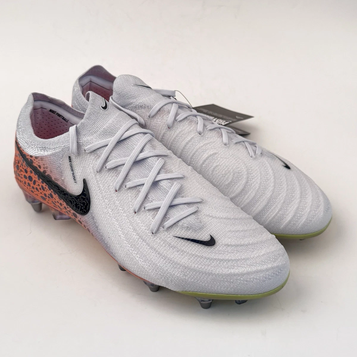 NEW Nike Phantom GX 2 Elite SG-Pro Soccer Cleats HF4835-900 Size 9.5 Nike Phantom GX 2 Elite Artificial-Grass Low-Top Soccer  main image 2