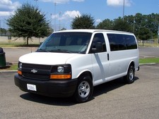 2004 Chevrolet Express 1-OWNER 59K 8 PASSENGER 4.3L VORTEC V6 WAGON