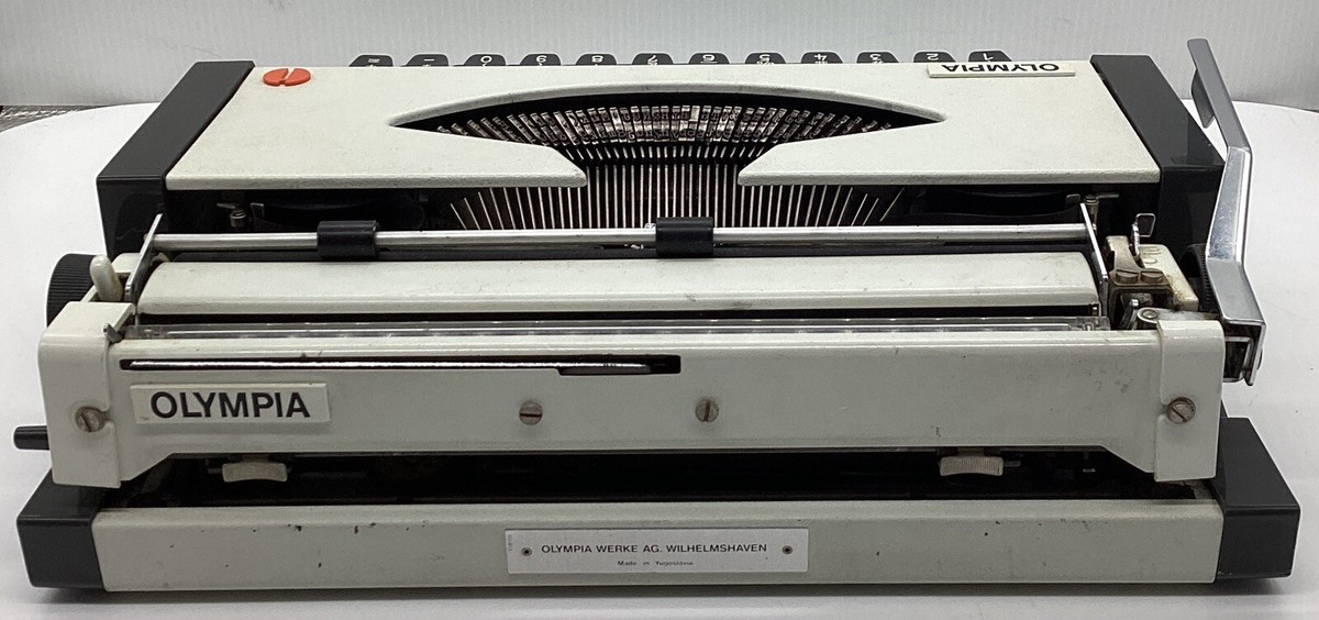Vintage Olympiette Typewriter Working Condition With Case | eBay