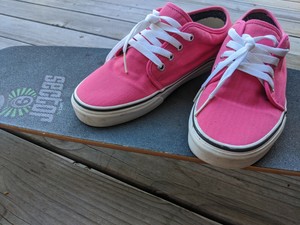 hot pink vans mens
