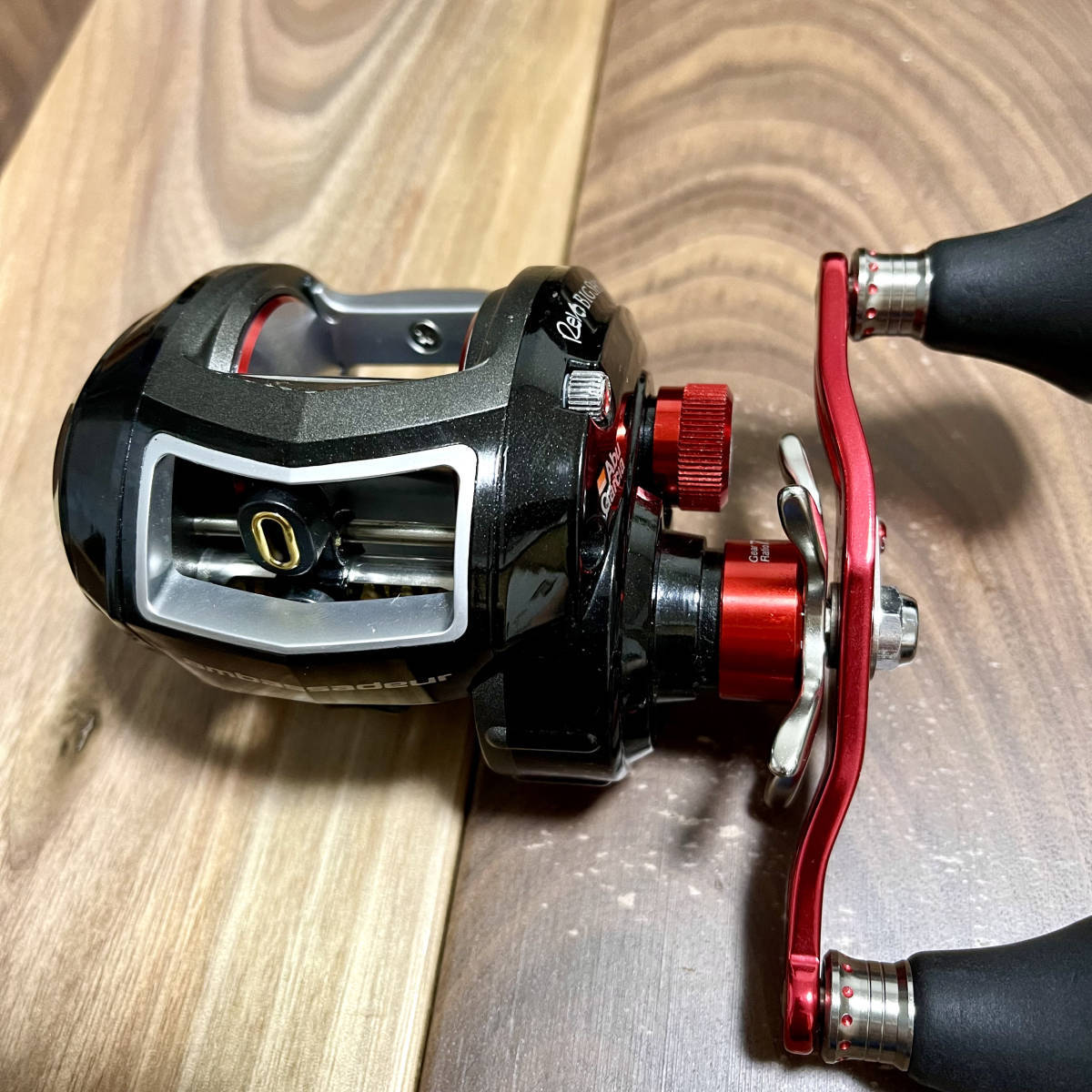 Abu Garcia REVO Big Shooter Left hande Bait Casting Reel