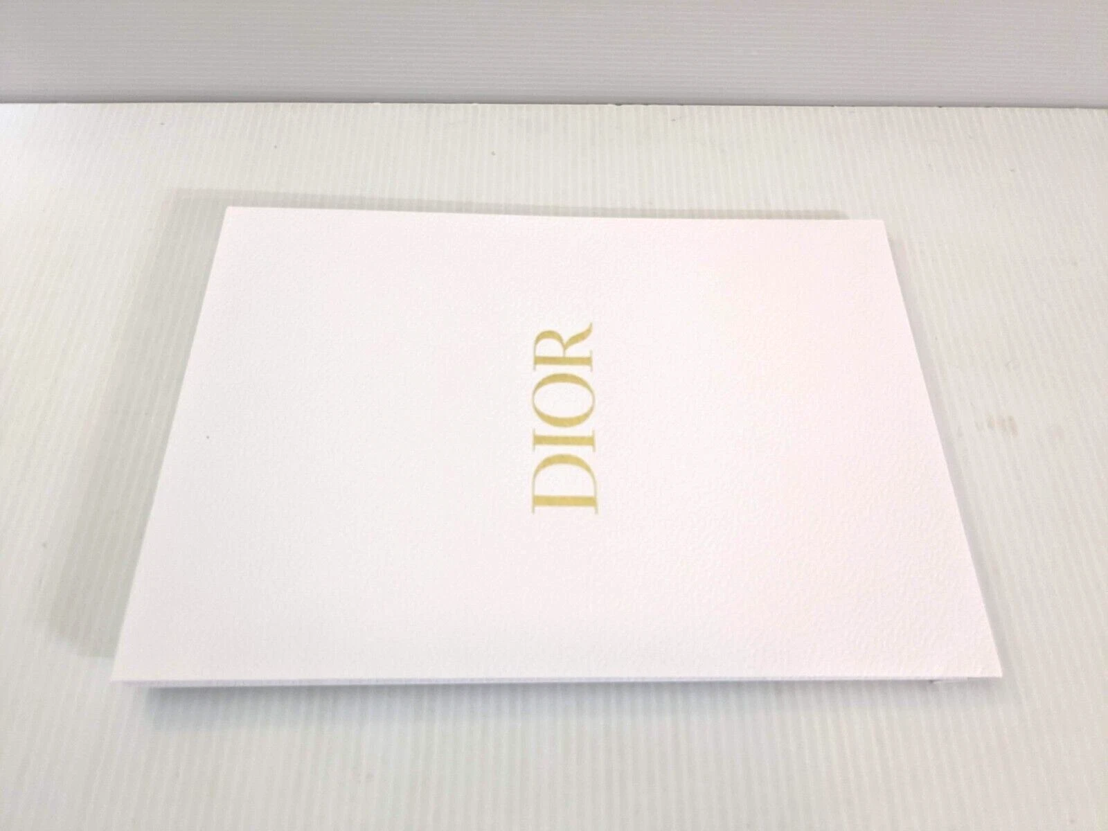 Authentique enveloppe cadeau blanche Dior 16