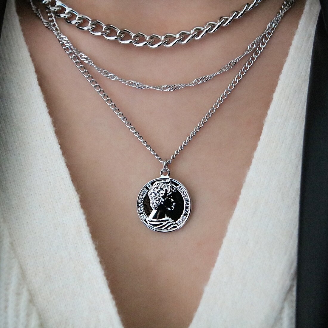 【EngBrox】kelly coin necklace (Gold / Silver) BLACKPINK着用 EngBrox】kelly coin necklace (Gold / Silver) BLACKPINK着用