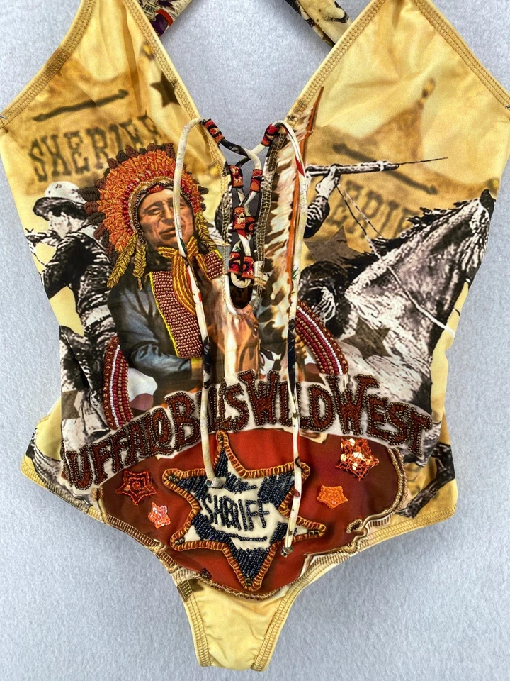 Traje de baño AGUA BENDITA M Pluma Buffalo Bills Wild West Sheriff una pieza NUEVO Foto 2 de 4