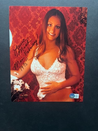 Laura Misch Owens Hot!! autographed sexy Playboy 1975 8x10 photo