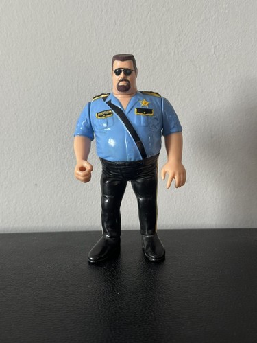 WWF WWE Hasbro Wrestling Figure. Series 1: Big Bos...