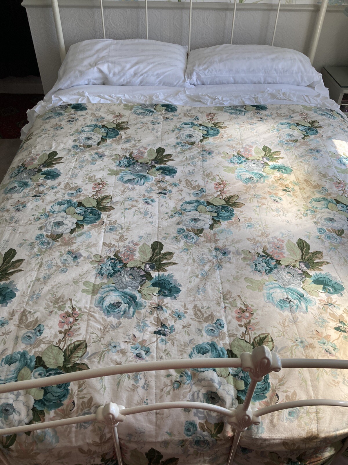 Fabulous True vintage Sanderson floral Bespoke Large Quilted bedspread