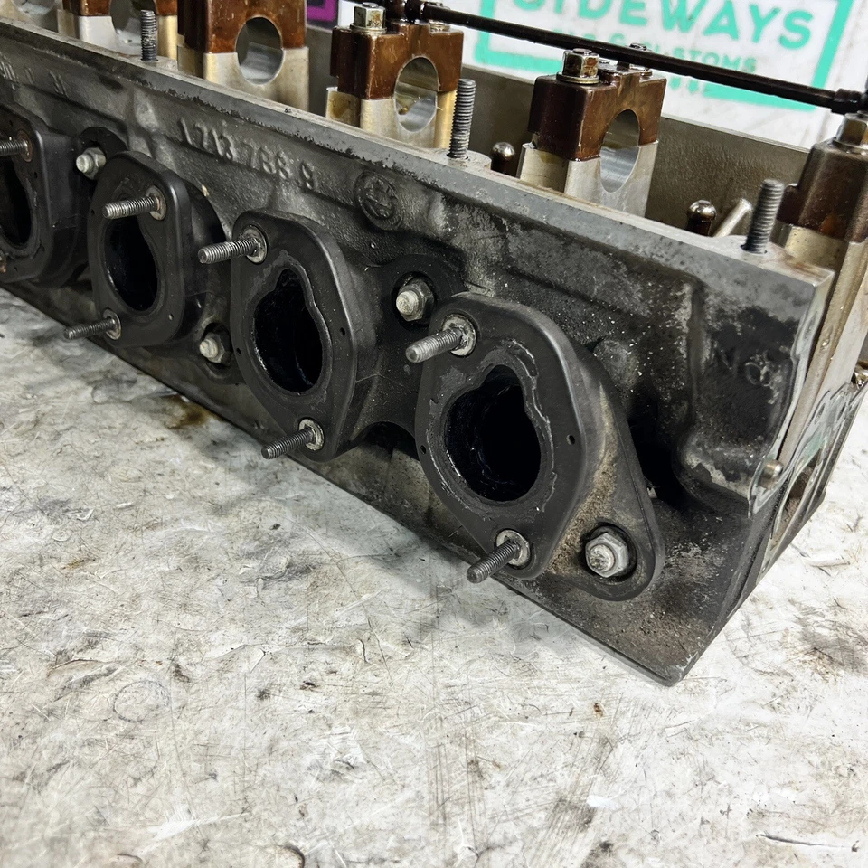 Culata motor lado izquierdo bmw e31 850i V12 M70 M70B50 E32 Foto 2 de 4