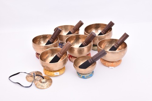 All 5 inches Singing Bowl set of 7 - Chakra Note Tuned Healing Set with mallet - Picture 5 of 6