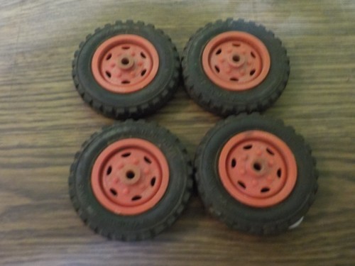 vintage wyandotte truck set of 4 tires for parts - Picture 2 of 13