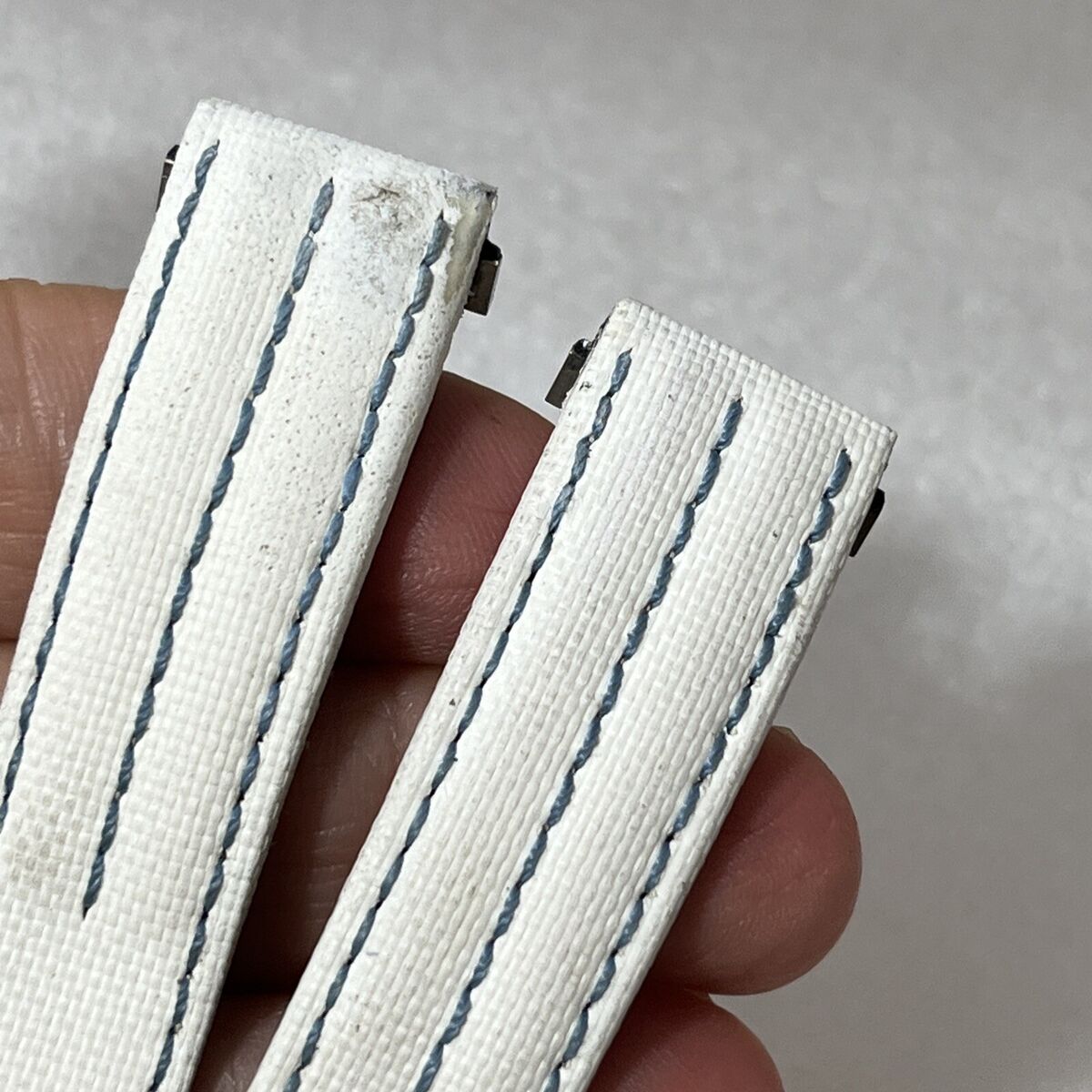 Cartier Watch Strap Roadster 15.5mm KD93XV27 White Fabric Cartier Watch Strap Roadster 15.5mm KD93XV27 White Fabric