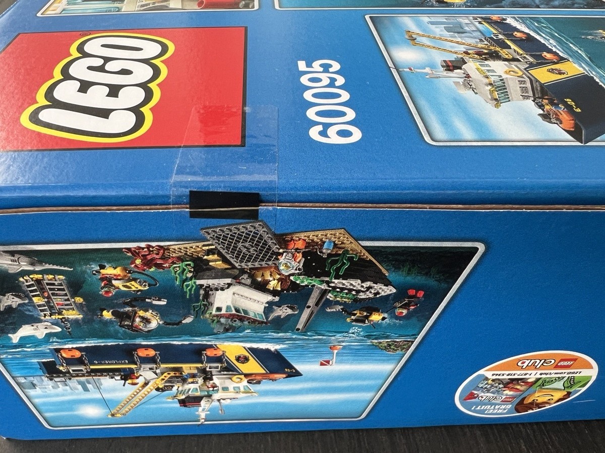 LEGO 60095 City Deep Sea Exploration Vessel Mint New Factory