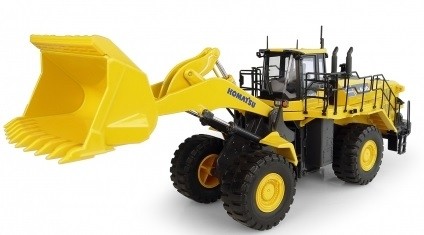 UNIVERSAL HOBBIES, KOMATSU WA600-8 Lader, 1/50, UH8127 - Bild 1 von 1
