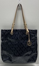 Michael Kors Navy Patent Monogram Jet Set Torba na zakupy Złote okucia Opanowane paski