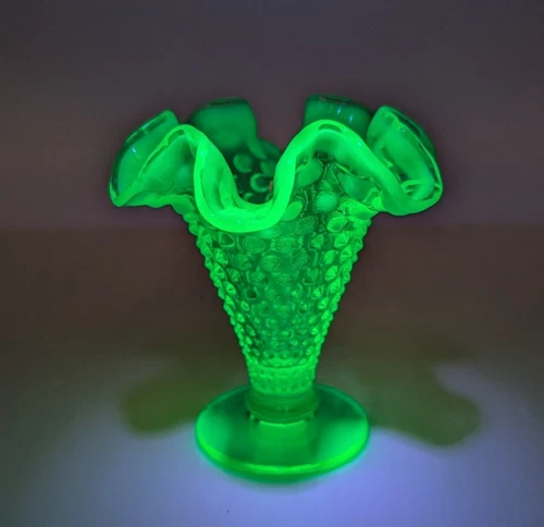 Fenton Hobnail Ruffled Trumpet Vase Emerald Green Opalescent Uranium Glows 4"