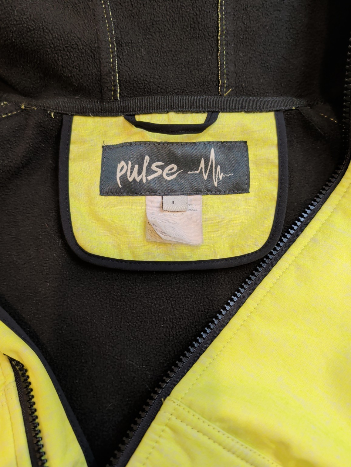 Pulse Waterproof Windproof Breathable Softshell J… - image 3