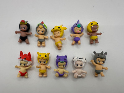 Lot of 10 Twozies Babies (ONLY - no pets) Dressed as Animals Costumes Moose Toys
