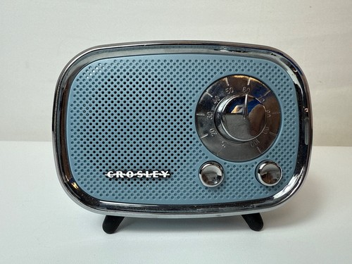 Crosley Retro-Style Bluetooth Speaker & FM Radio In Blue With Chrome Accents-Wor - Photo 2 sur 10
