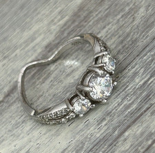 Sterling Silver 925 Ring with 3 Stones Size 6.5 Clear Set Stones