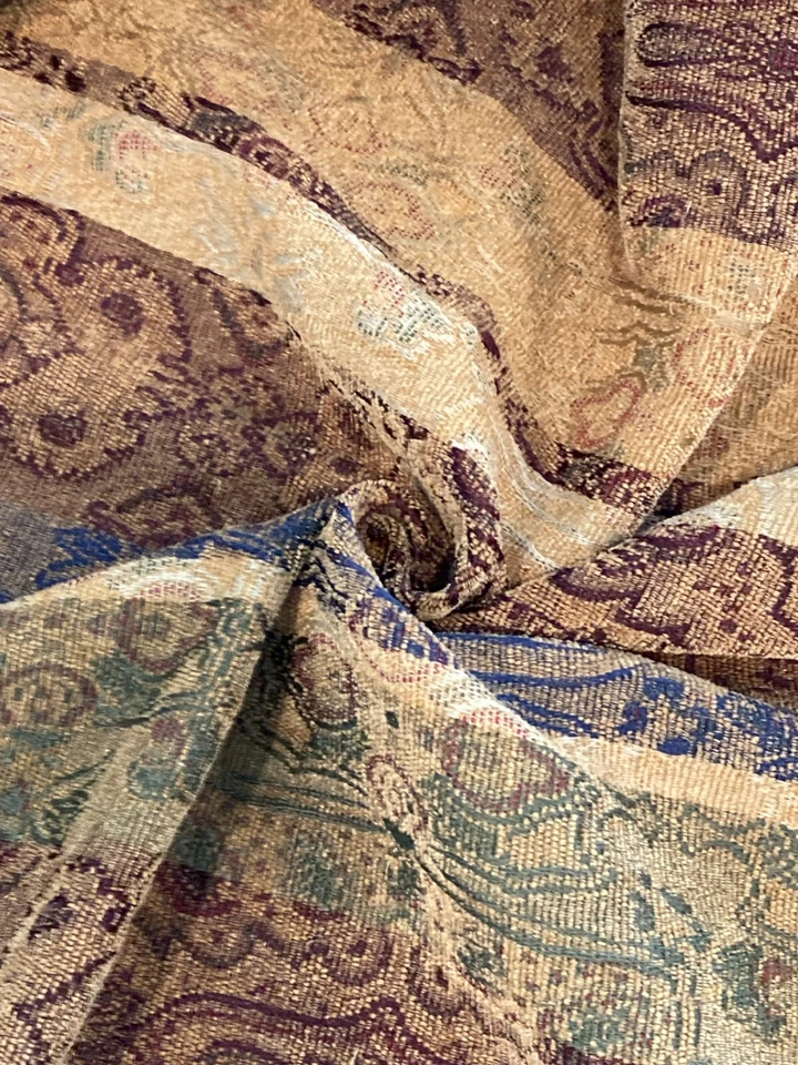 Vintage Heavy Damask Sewing Fabric 2+ yds 50" Pillows Upholstery Drapes - Image 3 of 4