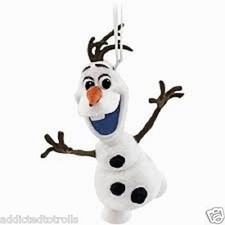 Hallmark Disney Frozen Skating Olaf Resin Ornament NEW - MSRP 16.99