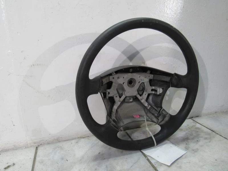 Volante para 02 03 04 Nissan Altima Foto 2 de 4