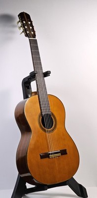 Madeira C-600 Vintage 1970 s Classical Guitar Guild Nylon Strings Plays Great!