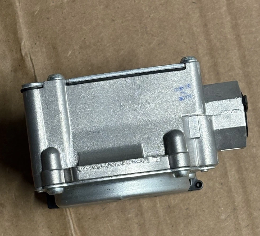 White Rogers Model 36G55-260 two-stage, slow-opening combination gas valve NEW photo 4