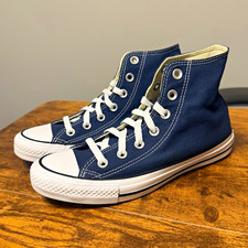 Converse Chuck Taylor All Star High Top Men  s Lace-Up Canvas Sneakers 5M/7W