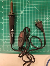 Plaid Wood Burning Tool No 30725E 25W 120V AC 60Hz Hobby Craft Pyrography