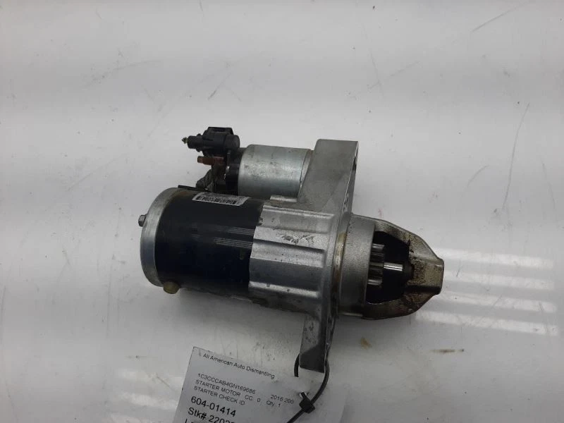 Starter Motor Sedan With AT Engine Stop And Start 15-17 CHRYSLER 200 56029783AB - Imagem 2 de 4
