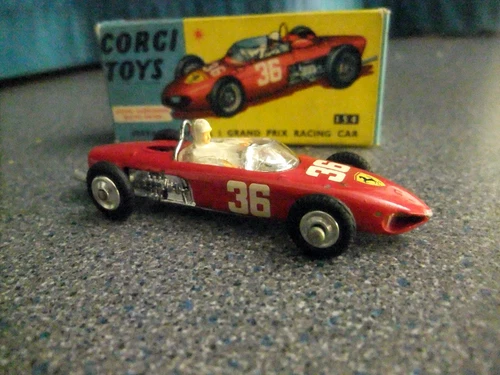 VINTAGE CORGI TOYS 154 FERRARI RACING CAR IN ORIGINAL BOX 1960s