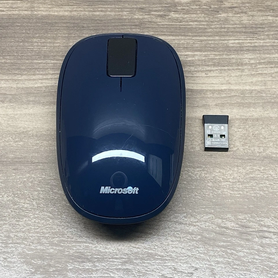 Microsoft Touch Mouse Model 1490 Wireless USB Rare Vintage 2011 Collectible - Image 3 of 4