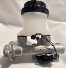 OEM Subaru 13/16” Brake Master Cylinder w/ Reservoir NABCO Japan 1985-1994