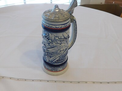 Air Planes Piper Cub j-3 Stein Avon Products 1981 Beer Stein hinged lid