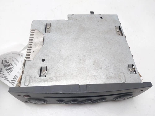 8200483757 Audio System für RENAULT CLIO III Confort Expression 2006 8358765 - Bild 2 von 10