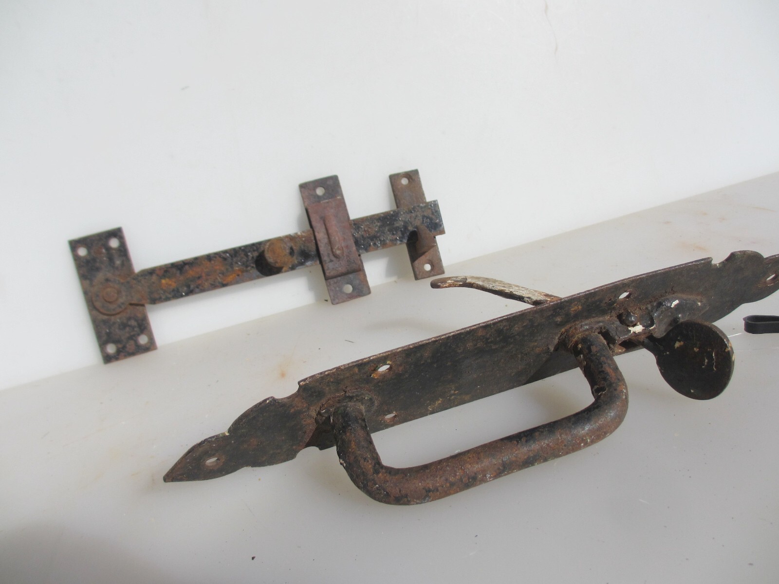 Antique Iron Door Latch Lock Catch Old Gate WC Barn Keep Vintage 9"W