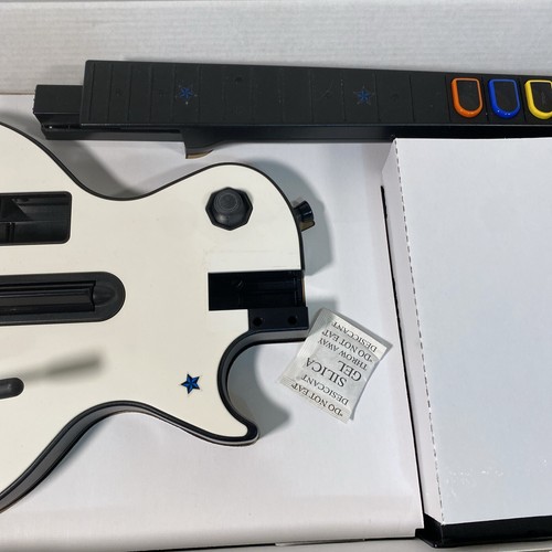 Guitar Hero Nintendo Wii Les Paul Gibson Gitarre weiß 95125.805 getestet in OVP - Bild 9 von 10