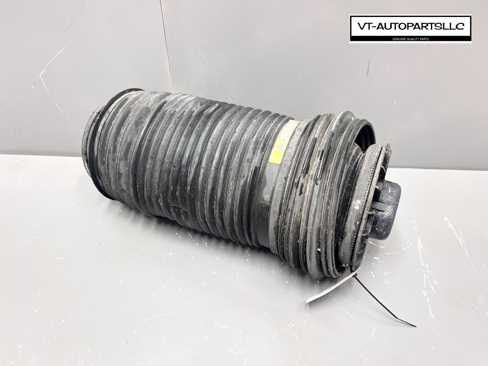 ⭐️2017-2020 Maserati Levante M161 Rear Left / Right Air Suspension Bag Shock 8K