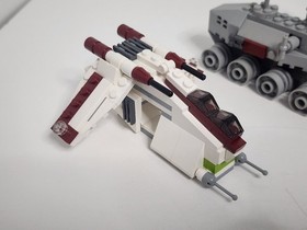 LEGO 20010 REPUBLIC GUNSHIP & 4494 Shuttle Plue Extra Minis Tie, Tank, Bombers