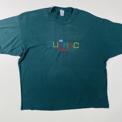 Vintage 1980s Quebec Canada Embroidered T-Shirt Green Size L/XL