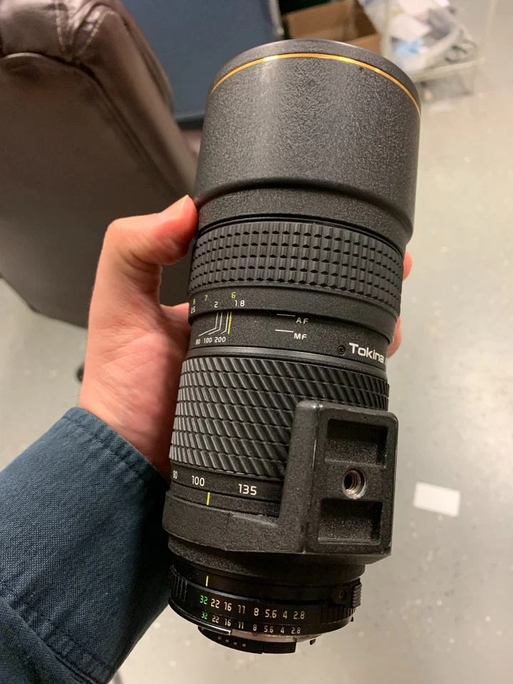 Tokina AT-X PRO AF 80-200mm f/2.8 Lens for Nikon F Mount For Parts or Repair - Image 2 of 4